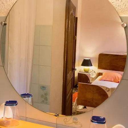 Chez Veronique Nocleg ze śniadaniem *